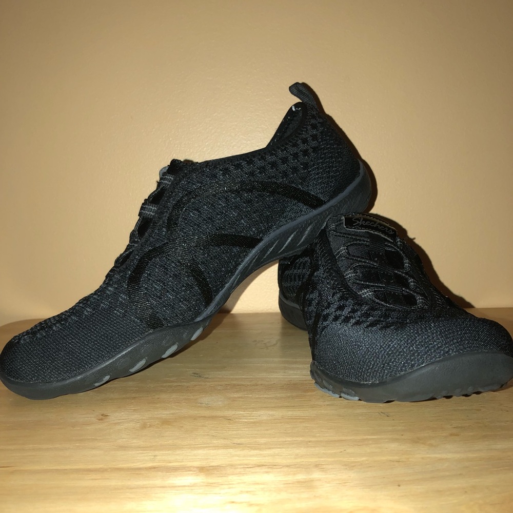 Skechers Memory Foam Sneakers
